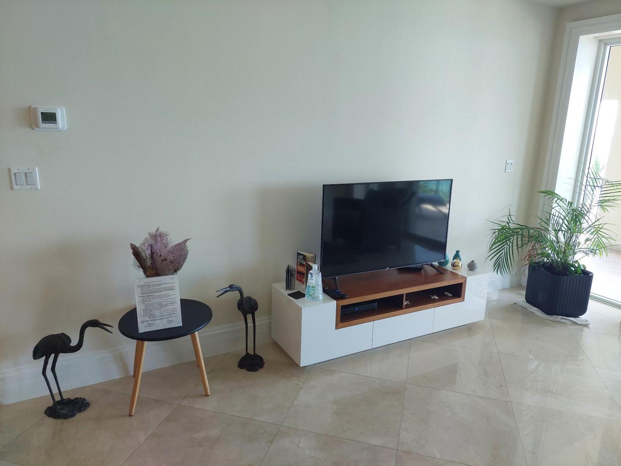 Apartment 403 Landmark Beachfront